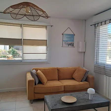 Maison Avec Terrasse A 3 Minutes De La Semesterbostad